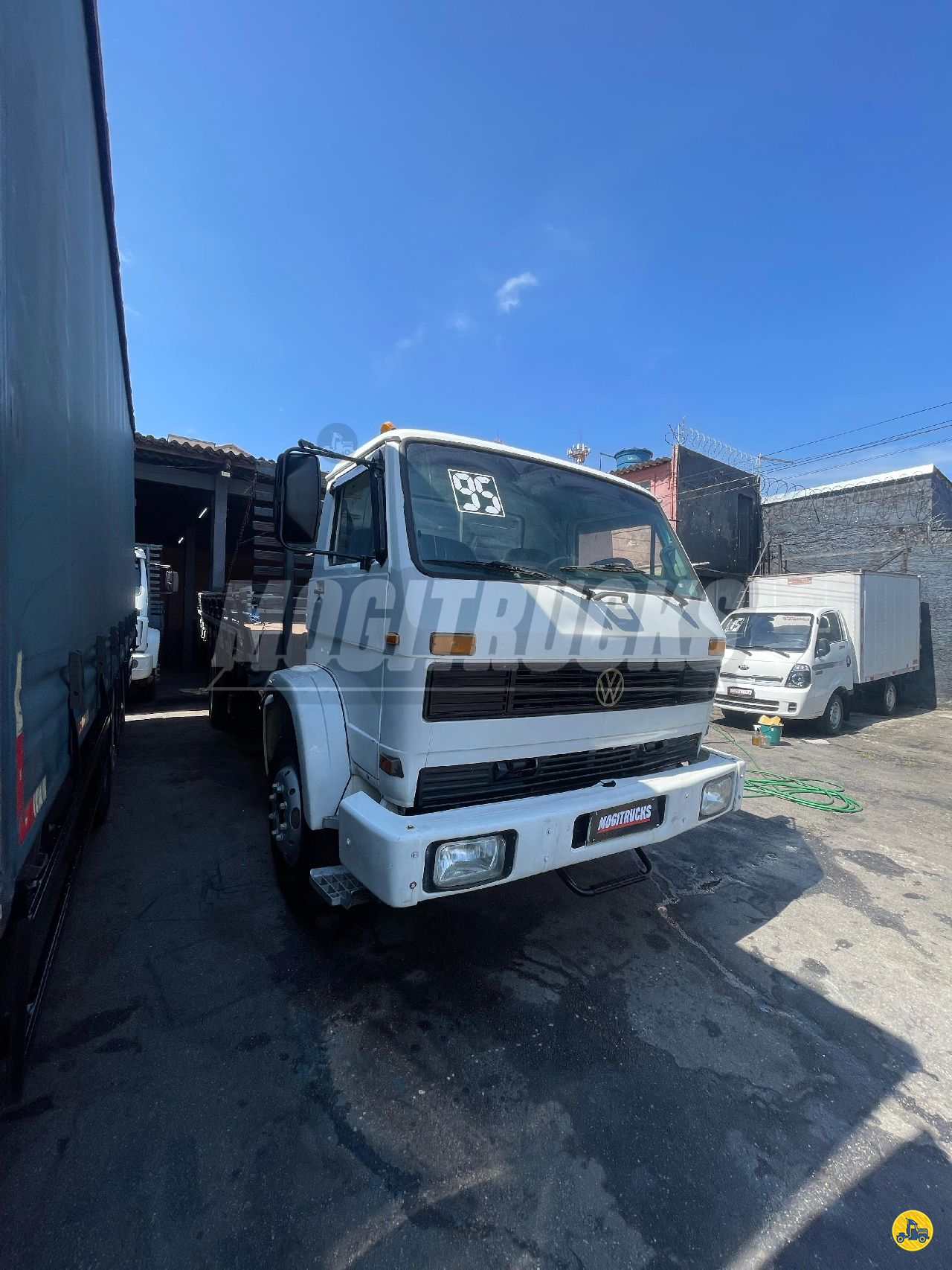 CAMINHAO VOLKSWAGEN VW 12140 Carroceria Cabine Suplementar Cavalo 6x2 Mogitrucks MOGI DAS CRUZES SÃO PAULO SP